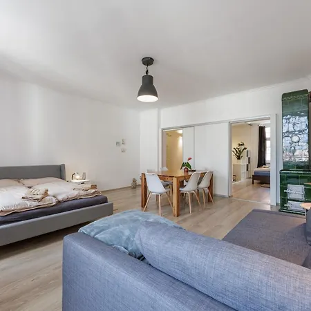 Stylish Centre Tgm Apartamento